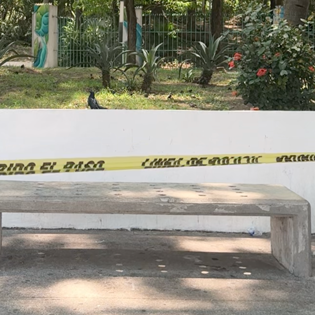 Muere hombre en banca